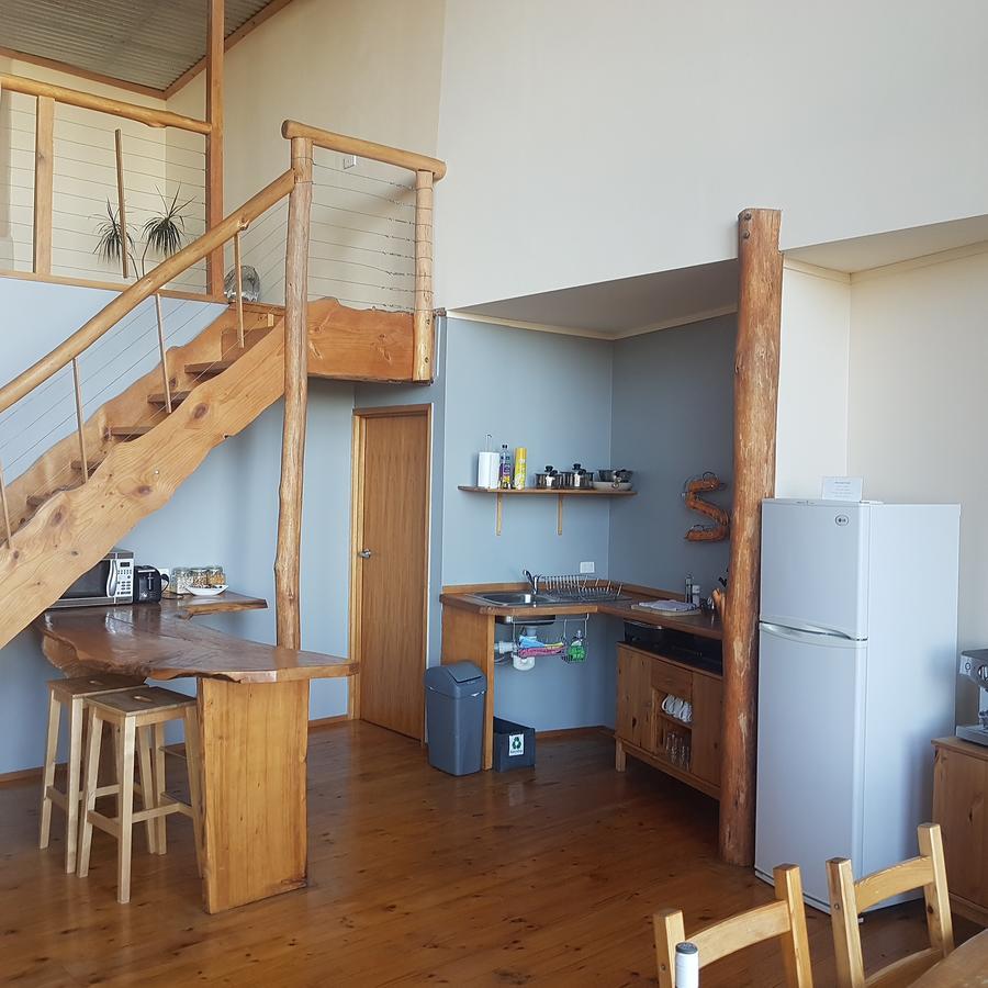 Peppermint Ridge Retreat Hotel Woodbridge Екстериор снимка